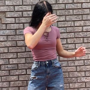 Aeropostale seriously soft fitted t-shit size small, lightly worn